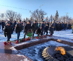 Подвиг Сталинграда - поворотный рубеж Великой Отечественной