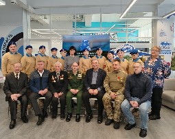 Встреча поколений за круглым столом в годовщину Сталинградской битвы